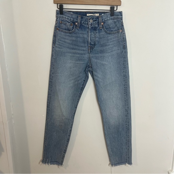 LEVIS- Wedgie Straight Button Fly Denim Jeans - Picture 3 of 8